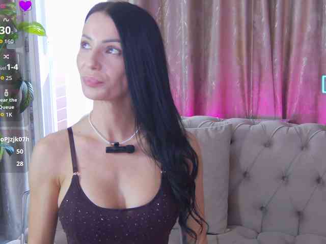 Modella: KyaraVale