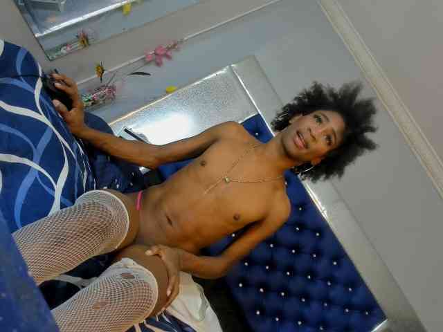 eylenbigcock33