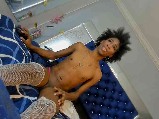 eylenbigcock33