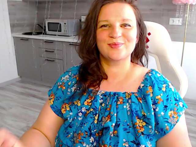 MilaLluna live cam on BongaCams