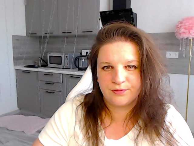 MilaLluna live cam on BongaCams