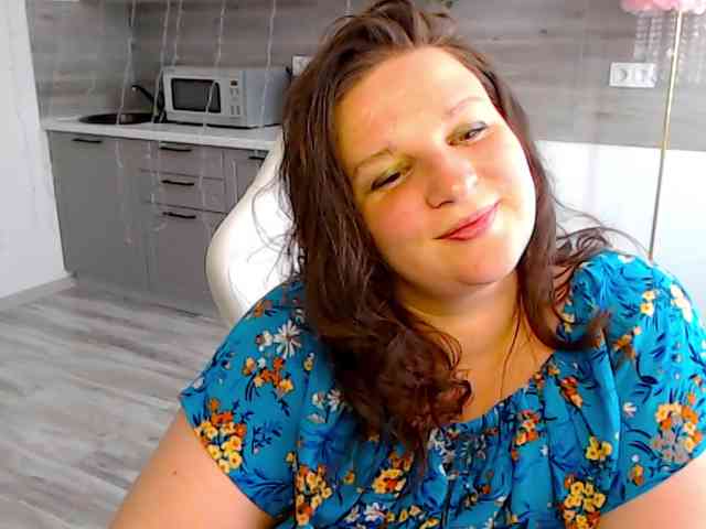 MilaLluna webcam