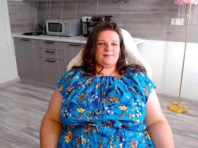 MilaLluna webcam