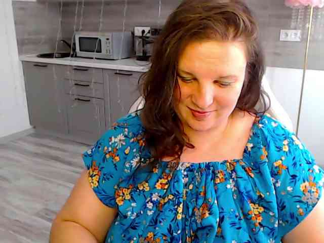 MilaLluna webcam