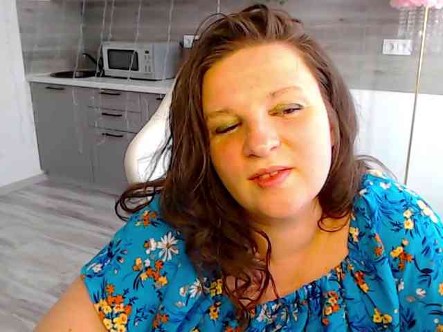 MilaLluna webcam