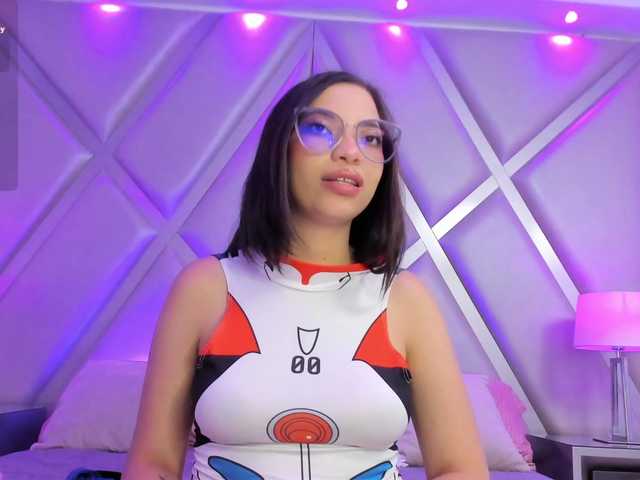 AshleyScott live cam on BongaCams