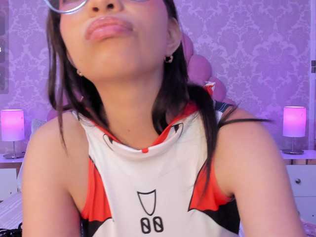 AshleyScott live cam on BongaCams