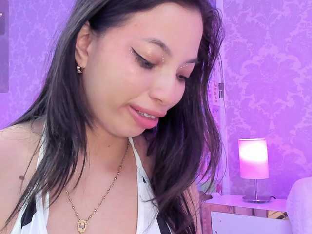 AshleyScott live cam on BongaCams