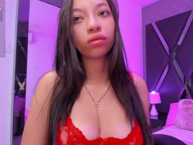 AshleyScott live cam on BongaCams