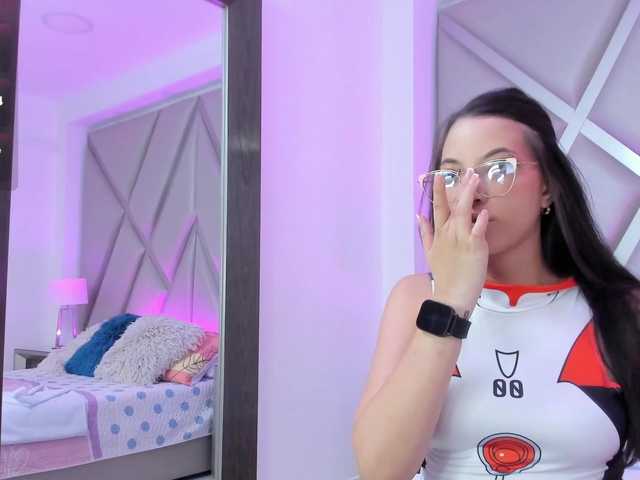 AshleyScott live cam on BongaCams