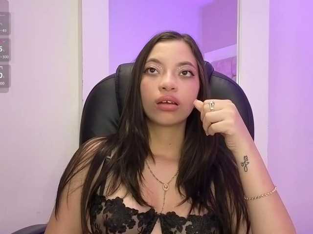 AshleyScott live cam on BongaCams