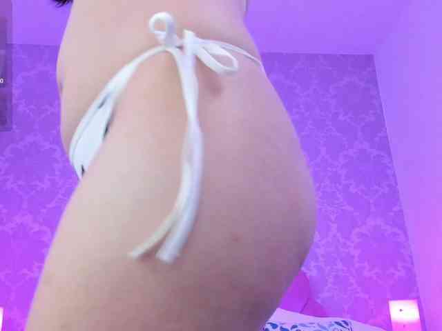 AshleyScott webcam