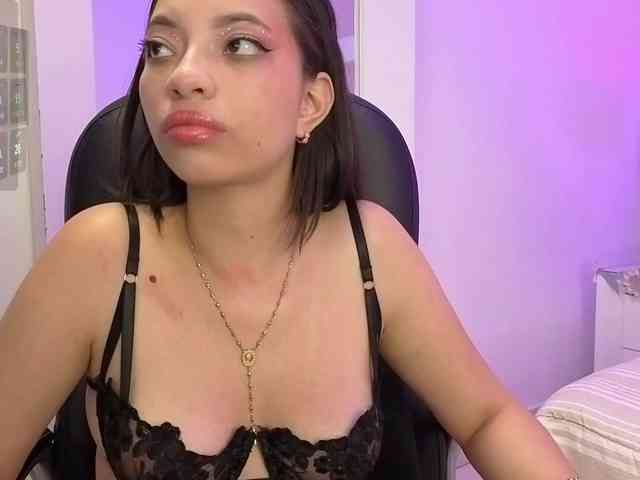 AshleyScott webcam