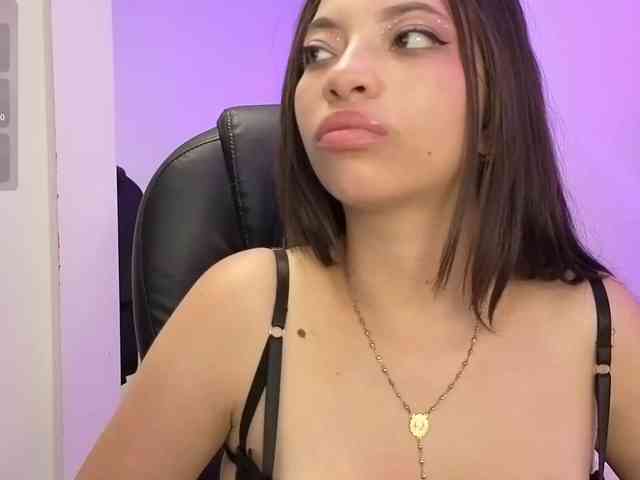 AshleyScott webcam