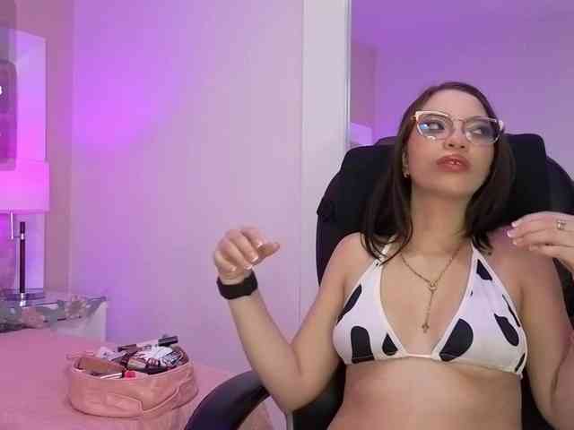AshleyScott webcam