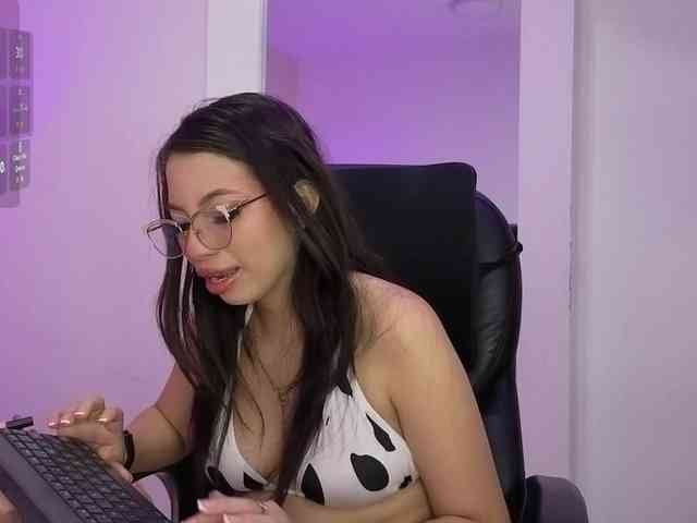 AshleyScott webcam