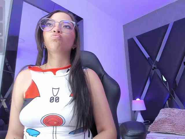AshleyScott webcam
