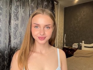 LaureGrage Porn Show