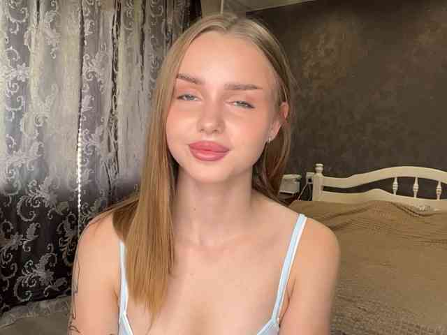 LaureGrage Live Webcam on BongaCams