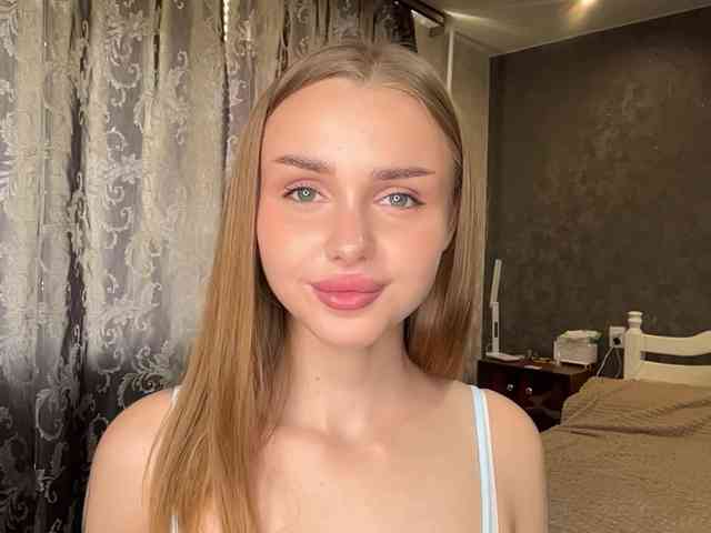 LaureGrage Live Webcam on BongaCams