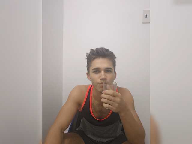 krAjebx live webcam show