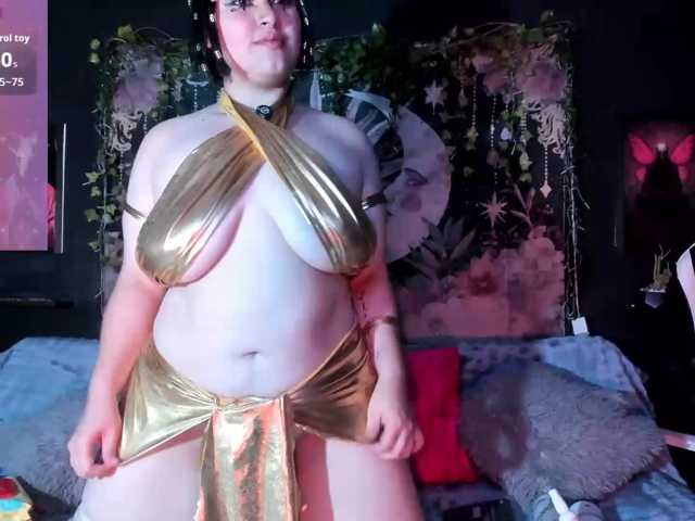 dannis-smys, live now on BongaCams