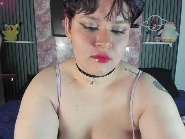 dannis-smys live cam on BongaCams