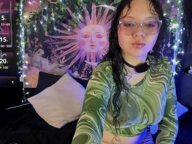 isabella-lizz live cam on BongaCams