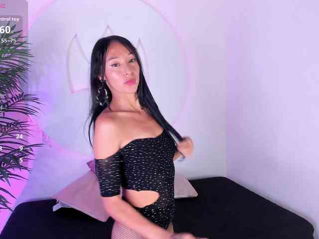 HannaBelucci Live Webcam on BongaCams