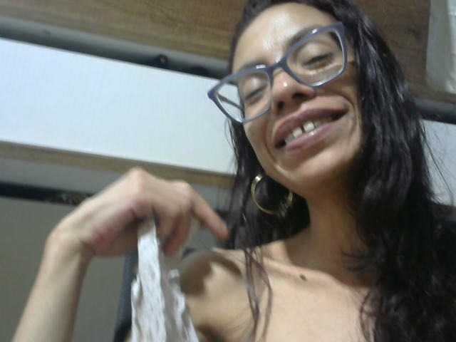 Diana-Rossi live cam on BongaCams
