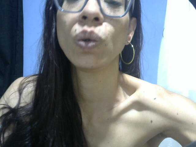 Diana-Rossi live cam on BongaCams