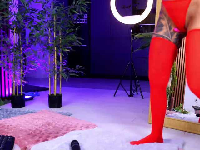 NaomyFlame