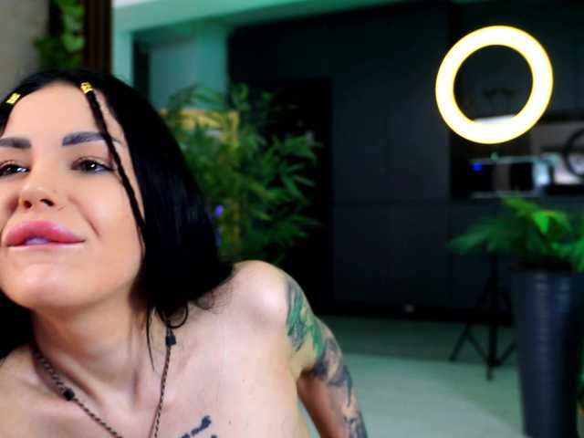 NaomyFlame