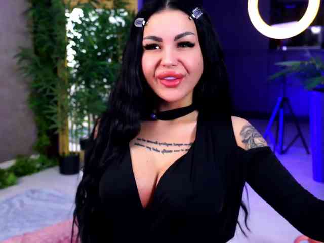 NaomyFlame