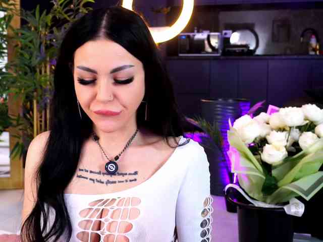 NaomyFlame NaomyFlame