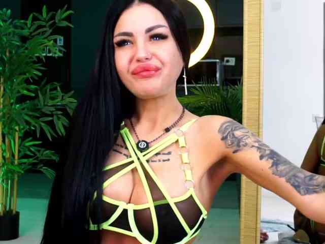 NaomyFlame