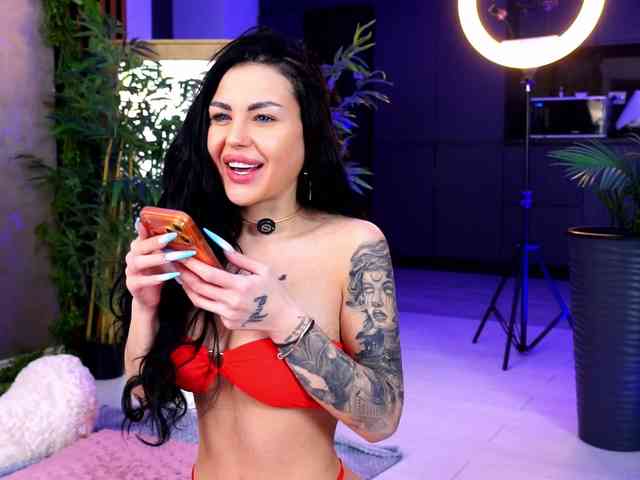 NaomyFlame