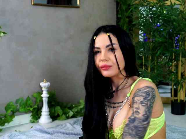 NaomyFlame