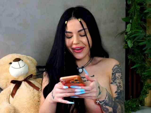 NaomyFlame