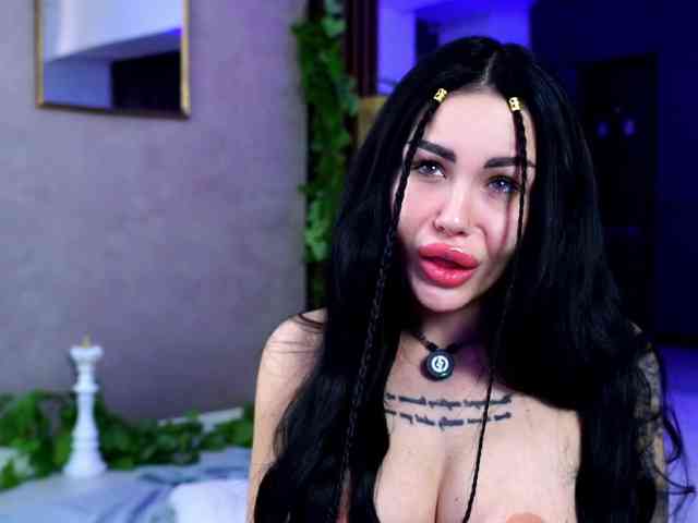 NaomyFlame