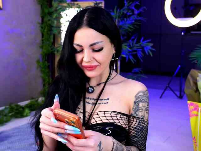 NaomyFlame