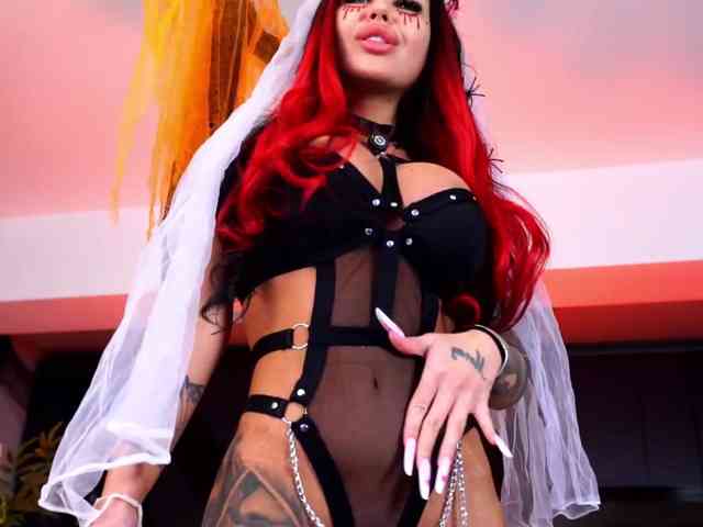 NaomyFlame NaomyFlame