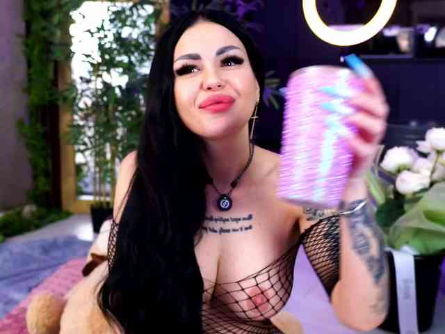NaomyFlame