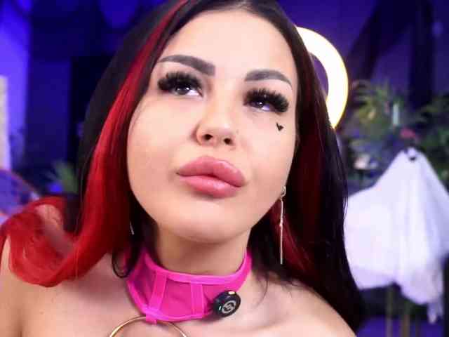 NaomyFlame NaomyFlame