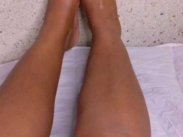Corallemur live cam on BongaCams