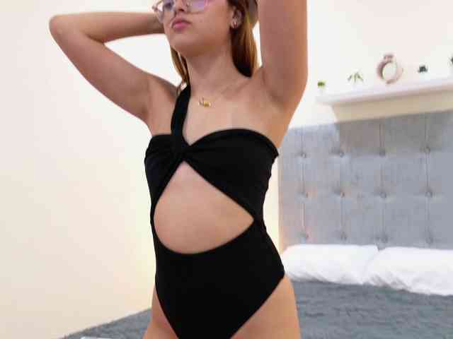 IsabellaFerrer webcam