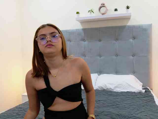 IsabellaFerrer webcam