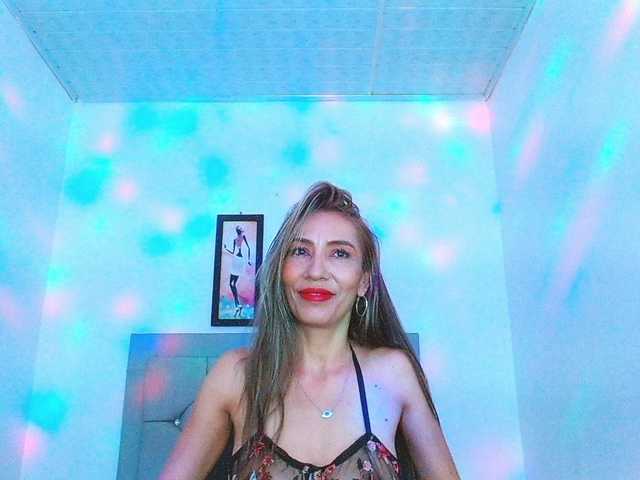 lunasexth live cam on BongaCams