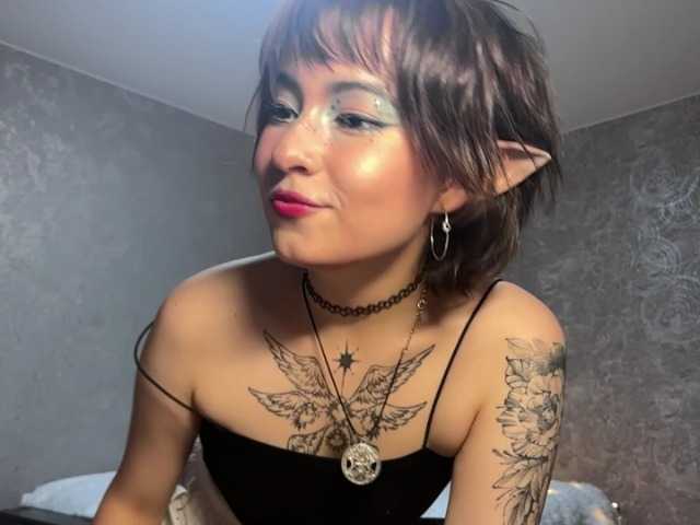 ShuPiela live cam on BongaCams