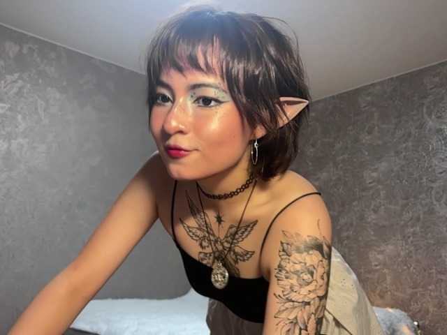 ShuPiela live cam on BongaCams